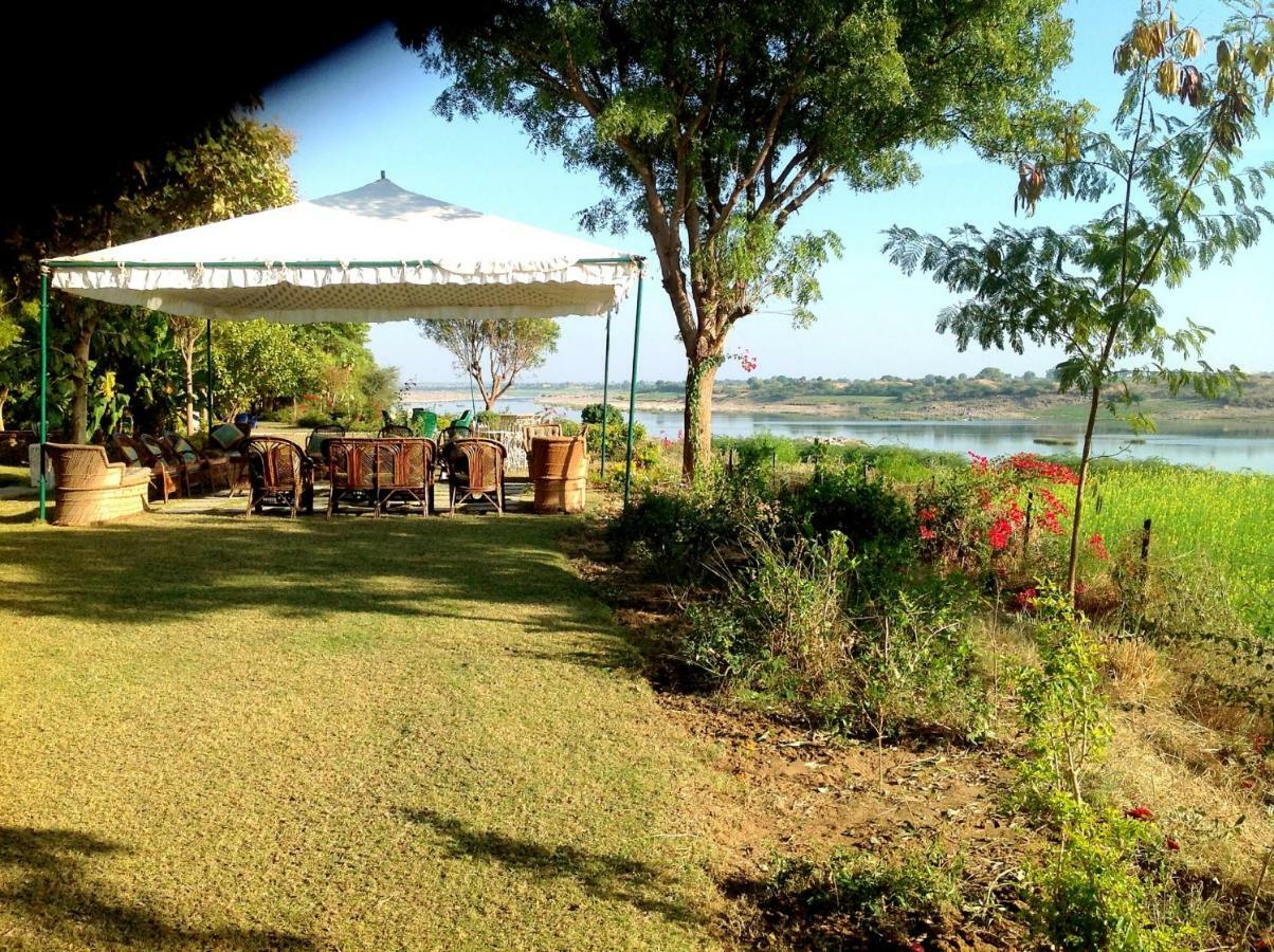 Bhadrawati - A Riverside Safari Lodge Ranthambore Extérieur photo